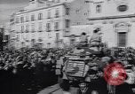 Standbild General Mark Clark W Italien, 1943, aus Sekunde 27 historischem Filmmaterial Videoclip 65675030874
