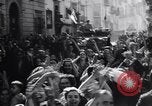 Standbild General Mark Clark W Italien, 1943, aus Sekunde 38 historischem Filmmaterial Videoclip 65675030874