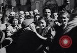 Standbild General Mark Clark W Italien, 1943, aus Sekunde 53 historischem Filmmaterial Videoclip 65675030874