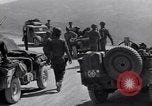 Standbild britische und US-Armee treffen in Italien Agropoli Italien, 1943, aus Sekunde 13 historischem Filmmaterial Videoclip 65675030879