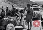 Standbild britische und US-Armee treffen in Italien Agropoli Italien, 1943, aus Sekunde 27 historischem Filmmaterial Videoclip 65675030879