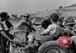 Standbild britische und US-Armee treffen in Italien Agropoli Italien, 1943, aus Sekunde 33 historischem Filmmaterial Videoclip 65675030879