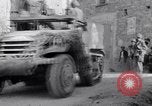 Standbild britische und US-Armee treffen in Italien Agropoli Italien, 1943, aus Sekunde 53 historischem Filmmaterial Videoclip 65675030879