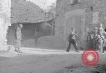 Standbild britische und US-Armee treffen in Italien Agropoli Italien, 1943, aus Sekunde 56 historischem Filmmaterial Videoclip 65675030879