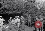 Immagine di Eisenhower e superiore generali Paestum Italia, 1943, secondo 56 filmato di repertorio 65675030880