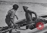 Immagine di Serbatoio britannico retriever Il Nord Africa, 1943, secondo 56 filmato di repertorio 65675030882