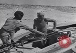 Immagine di Serbatoio britannico retriever Il Nord Africa, 1943, secondo 57 filmato di repertorio 65675030882