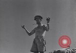 Immagine di Serbatoio britannico retriever Il Nord Africa, 1943, secondo 60 filmato di repertorio 65675030882