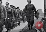 Standbild Women's Army Corps WAC Stafford England, 1943, aus Sekunde 10 historischem Filmmaterial Videoclip 65675030884