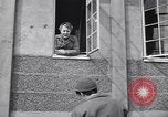 Standbild Women's Army Corps WAC Stafford England, 1943, aus Sekunde 61 historischem Filmmaterial Videoclip 65675030884