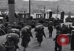 Image American 5ème Division Infantry Gourock Ecosse, 1943, de la seconde 7 séquences d'archives historiques vidéo 65675030886