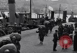 Image American 5ème Division Infantry Gourock Ecosse, 1943, de la seconde 13 séquences d'archives historiques vidéo 65675030886