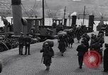 Image American 5ème Division Infantry Gourock Ecosse, 1943, de la seconde 15 séquences d'archives historiques vidéo 65675030886