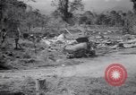 Immagine di Aviosuperficie di giapponese e piani a Lae distrutta dai bombardieri alleati Nuova Guinea, 1943, secondo 49 filmato di repertorio 65675030887
