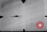 Standbild der amerikanischen und japanischen Air Combat New Guinea, 1943, aus Sekunde 22 historischem Filmmaterial Videoclip 65675030888