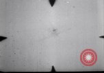 Standbild der amerikanischen und japanischen Air Combat New Guinea, 1943, aus Sekunde 30 historischem Filmmaterial Videoclip 65675030888