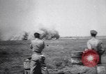 Immagine di B-25C bomber crash Salerno Italia, 1943, secondo 16 filmato di repertorio 65675030892