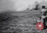 Immagine di B-25C bomber crash Salerno Italia, 1943, secondo 20 filmato di repertorio 65675030892