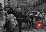 Immagine di Cleanup in Avellino Avellino Italia, 1943, secondo 4 filmato di repertorio 65675030894