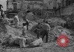 Immagine di Cleanup in Avellino Avellino Italia, 1943, secondo 16 filmato di repertorio 65675030894