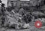 Immagine di Cleanup in Avellino Avellino Italia, 1943, secondo 28 filmato di repertorio 65675030894