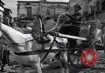 Immagine di Cleanup in Avellino Avellino Italia, 1943, secondo 34 filmato di repertorio 65675030894