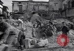 Immagine di Cleanup in Avellino Avellino Italia, 1943, secondo 38 filmato di repertorio 65675030894