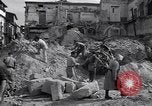 Immagine di Cleanup in Avellino Avellino Italia, 1943, secondo 41 filmato di repertorio 65675030894