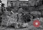 Immagine di Cleanup in Avellino Avellino Italia, 1943, secondo 46 filmato di repertorio 65675030894