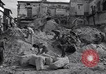 Immagine di Cleanup in Avellino Avellino Italia, 1943, secondo 48 filmato di repertorio 65675030894