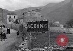 Immagine di Bombardato comune di Acerno Acerno Italia, 1943, secondo 5 filmato di repertorio 65675030897