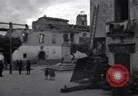 Immagine di Bombardato comune di Acerno Acerno Italia, 1943, secondo 37 filmato di repertorio 65675030897