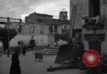 Immagine di Bombardato comune di Acerno Acerno Italia, 1943, secondo 43 filmato di repertorio 65675030897