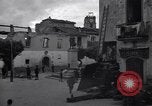 Immagine di Bombardato comune di Acerno Acerno Italia, 1943, secondo 59 filmato di repertorio 65675030897