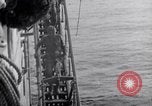 Standbild Cruiser Savannah von deutschen Radio-geführte Bombe getroffen Agropoli Italien, 1943, aus Sekunde 16 historischem Filmmaterial Videoclip 65675030902