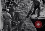 Standbild Cruiser Savannah von deutschen Radio-geführte Bombe getroffen Agropoli Italien, 1943, aus Sekunde 21 historischem Filmmaterial Videoclip 65675030902