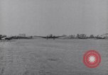 Image C-47 Aéronefs Paestum Italie, 1943, de la seconde 16 séquences d'archives historiques vidéo 65675030903