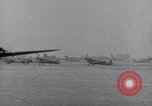 Image C-47 Aéronefs Paestum Italie, 1943, de la seconde 24 séquences d'archives historiques vidéo 65675030903