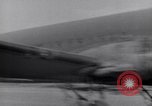 Image C-47 Aéronefs Paestum Italie, 1943, de la seconde 26 séquences d'archives historiques vidéo 65675030903