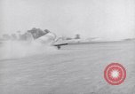 Image C-47 Aéronefs Paestum Italie, 1943, de la seconde 30 séquences d'archives historiques vidéo 65675030903