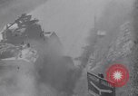 Immagine di M-4 e M-7 serbatoi Salerno Italia, 1943, secondo 24 filmato di repertorio 65675030906