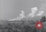 Immagine di M-4 e M-7 serbatoi Salerno Italia, 1943, secondo 47 filmato di repertorio 65675030906