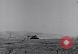 Immagine di M-4 e M-7 serbatoi Salerno Italia, 1943, secondo 51 filmato di repertorio 65675030906