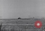 Immagine di M-4 e M-7 serbatoi Salerno Italia, 1943, secondo 52 filmato di repertorio 65675030906