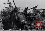 Standbild German 20mm Flak gun Salerno Italien, 1943, aus Sekunde 60 historischem Filmmaterial Videoclip 65675030907