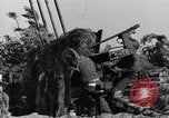 Standbild German 20mm Flak gun Salerno Italien, 1943, aus Sekunde 61 historischem Filmmaterial Videoclip 65675030907