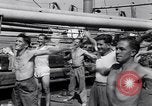 Immagine di Soldati britannici facendo calisthenics Sicilia Italia, 1943, secondo 31 filmato di repertorio 65675030909