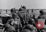 Immagine di US Army in atterraggio a Red Beach Paestum Italia, 1943, secondo 33 filmato di repertorio 65675030918