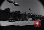 Immagine di Landing Craft Fanteria Paestum Italia, 1943, secondo 6 filmato di repertorio 65675030919