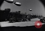 Immagine di Landing Craft Fanteria Paestum Italia, 1943, secondo 16 filmato di repertorio 65675030919